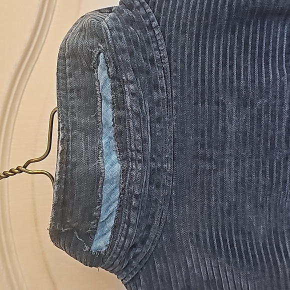 Men's J Crew distressed and worn in long sleeve corduroy shirt size large tall - Picture 7 of 8